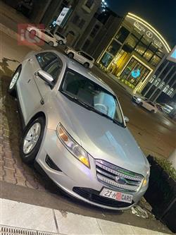 Ford Taurus